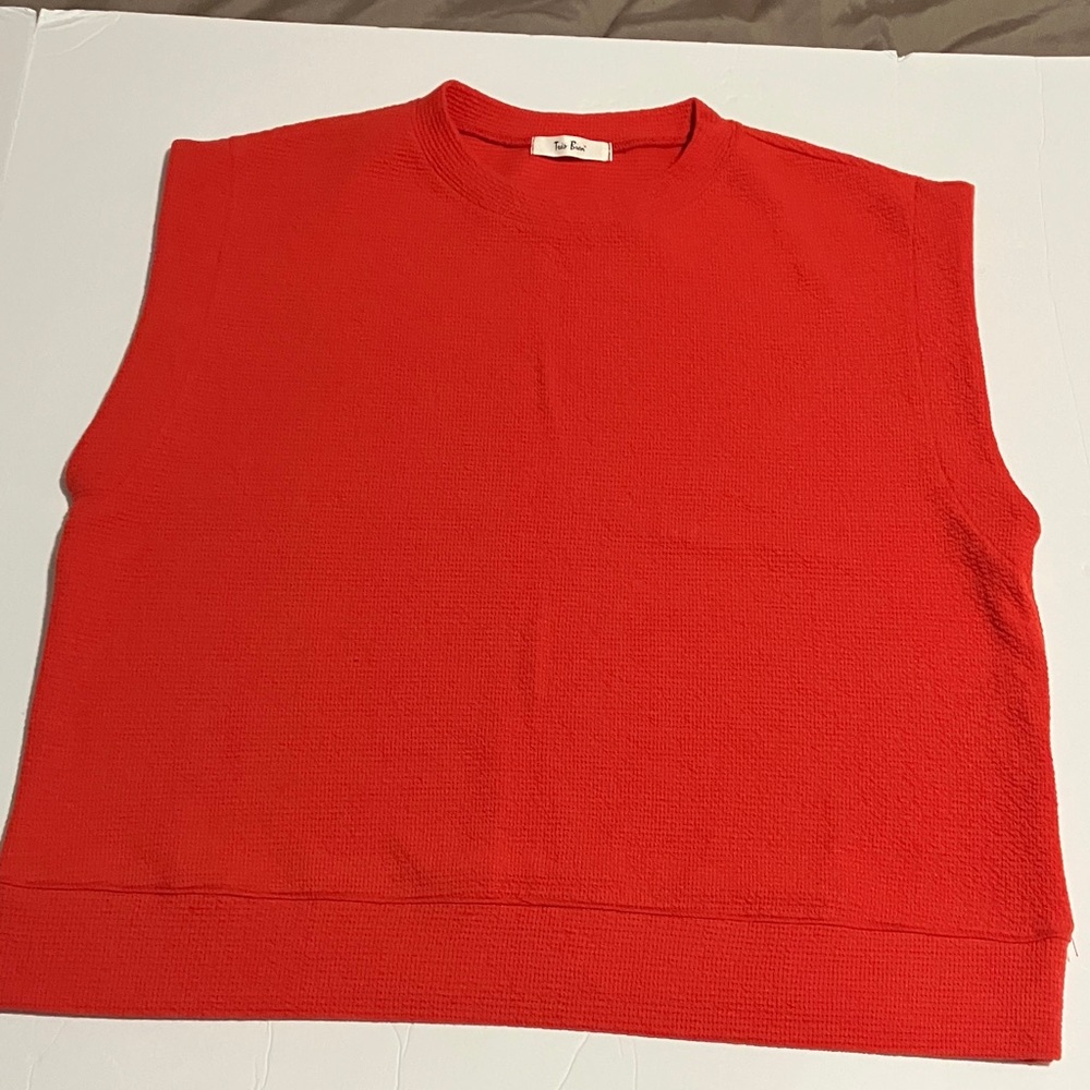 NWOT Tres Bien Top Blouse Large Red